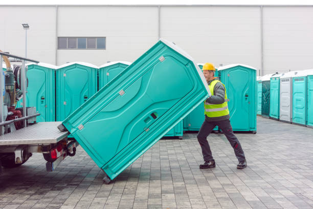 Affordable portable toilet rental in Daleville, AL